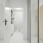 Jasny W Kolobrzegu Z Parkingiem, Balkonem I Tarasem Widokowym By Renters Daire *