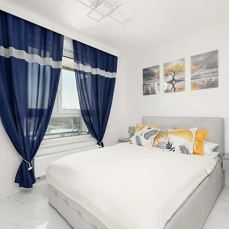 Appartamento Jasny W Kolobrzegu Z Parkingiem, Balkonem I Tarasem Widokowym By Renters Kołobrzeg