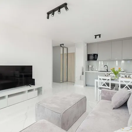 Διαμέρισμα Jasny W Kolobrzegu Z Parkingiem, Balkonem I Tarasem Widokowym By Renters *